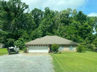 4302 Winchester Rd, Vicksburg, MS 39180
