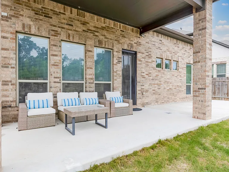 1012 Clearwell St — Photo 18