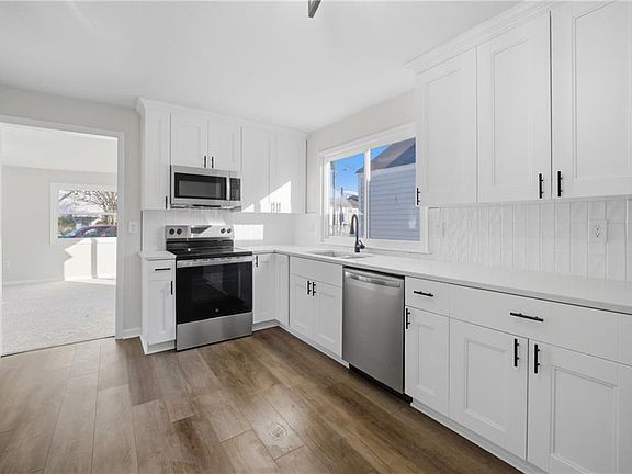 2nd image of 335 E Little Creek Rd