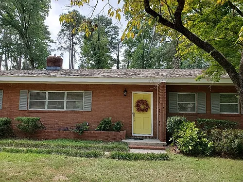 1810 Pine Forest Circle Photo 1