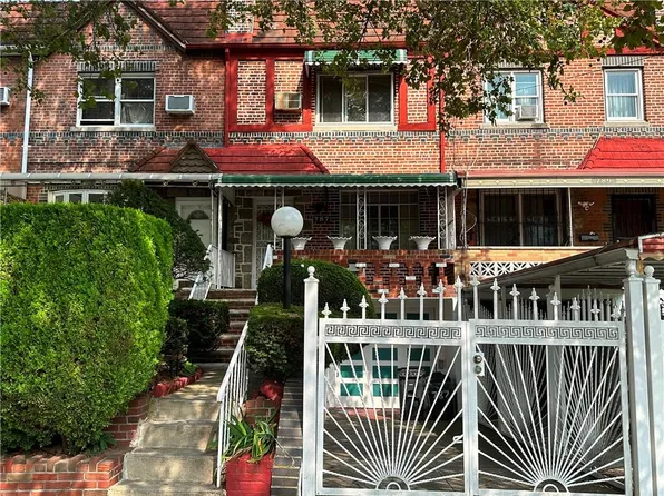 (undisclosed Address), Brooklyn, NY 11210