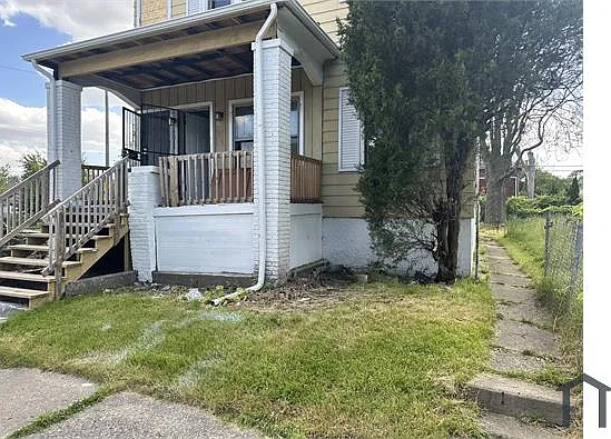 3 bed, 1992 sqft, $1,450 — Photo 1