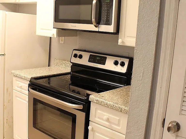 8433 Sycamore Tree Dr #201 — Photo 18