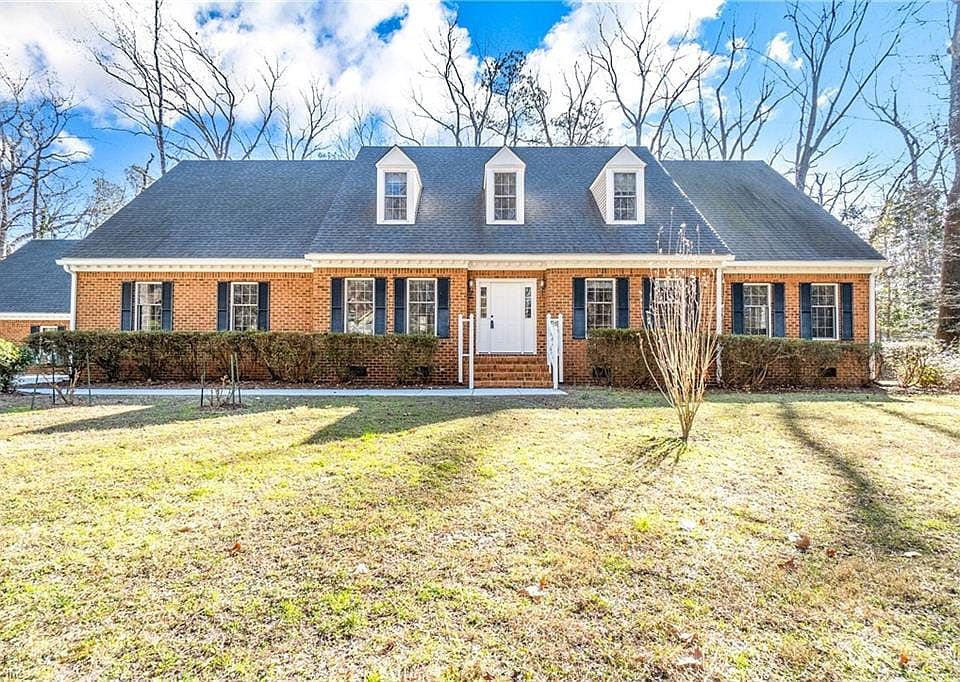 1st image of 1012 Crabbers Cove Ln