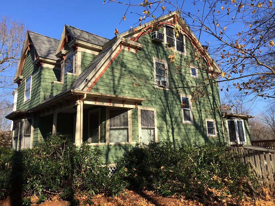 2nd image of 10 Marlboro Rd