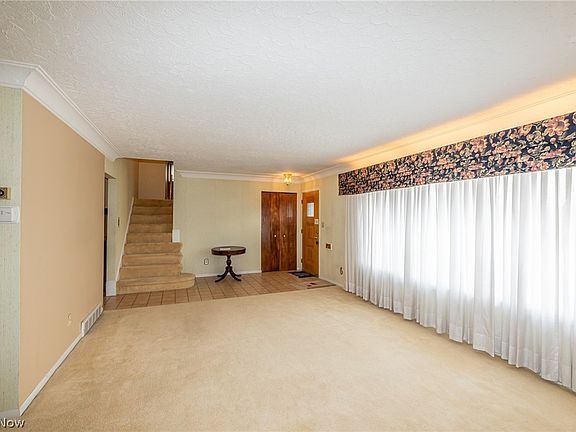 5th image of 7550 Daytona Dr