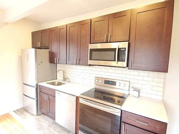 3rd image of 115 Ocean Ave #D11b
