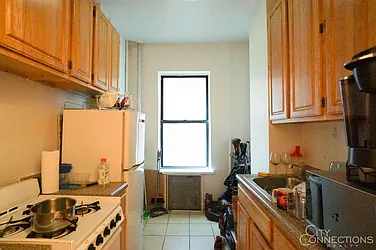 Rented by City Connections Realty