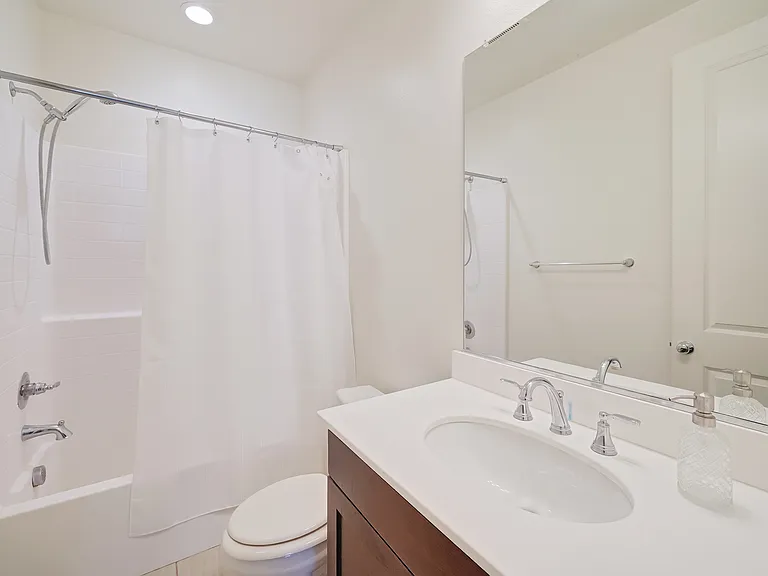 271 Rose St — Photo 28
