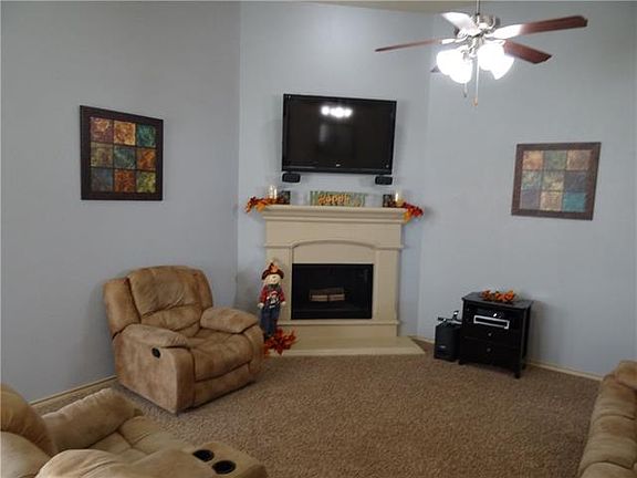 5th image of 1102 Sunderland Ct