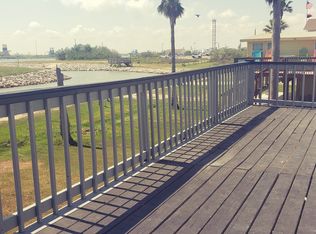 300 Parkview Rd, Surfside Beach, TX 77541