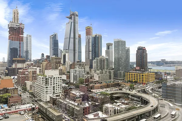 Rented by Corcoran | media 11