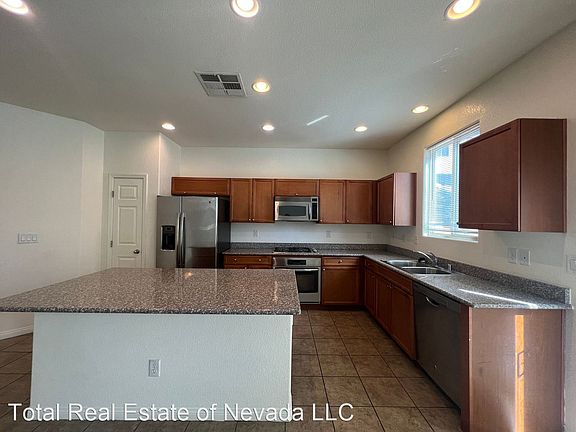 4th image of 10578 Siesta Key St