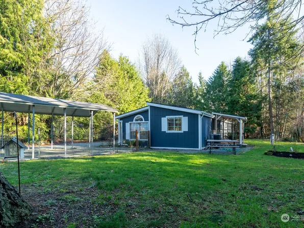2795 Maple Tree Lane, Camano Island, WA 98282