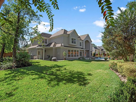 5th image of 15222 Hilltop View Dr
