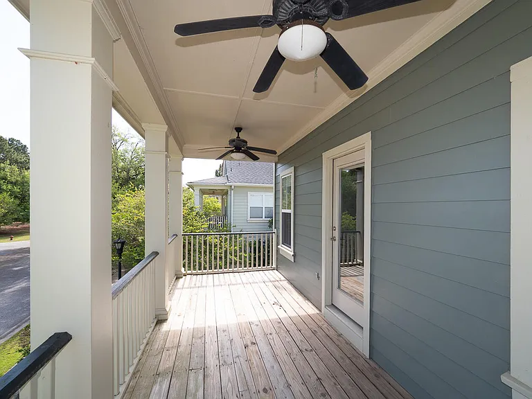 3040 Treadwell St — Photo 31