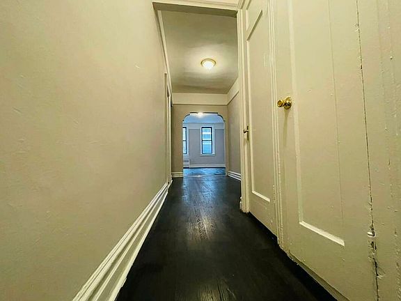 4th image of 2157 Ocean Ave APT 1H