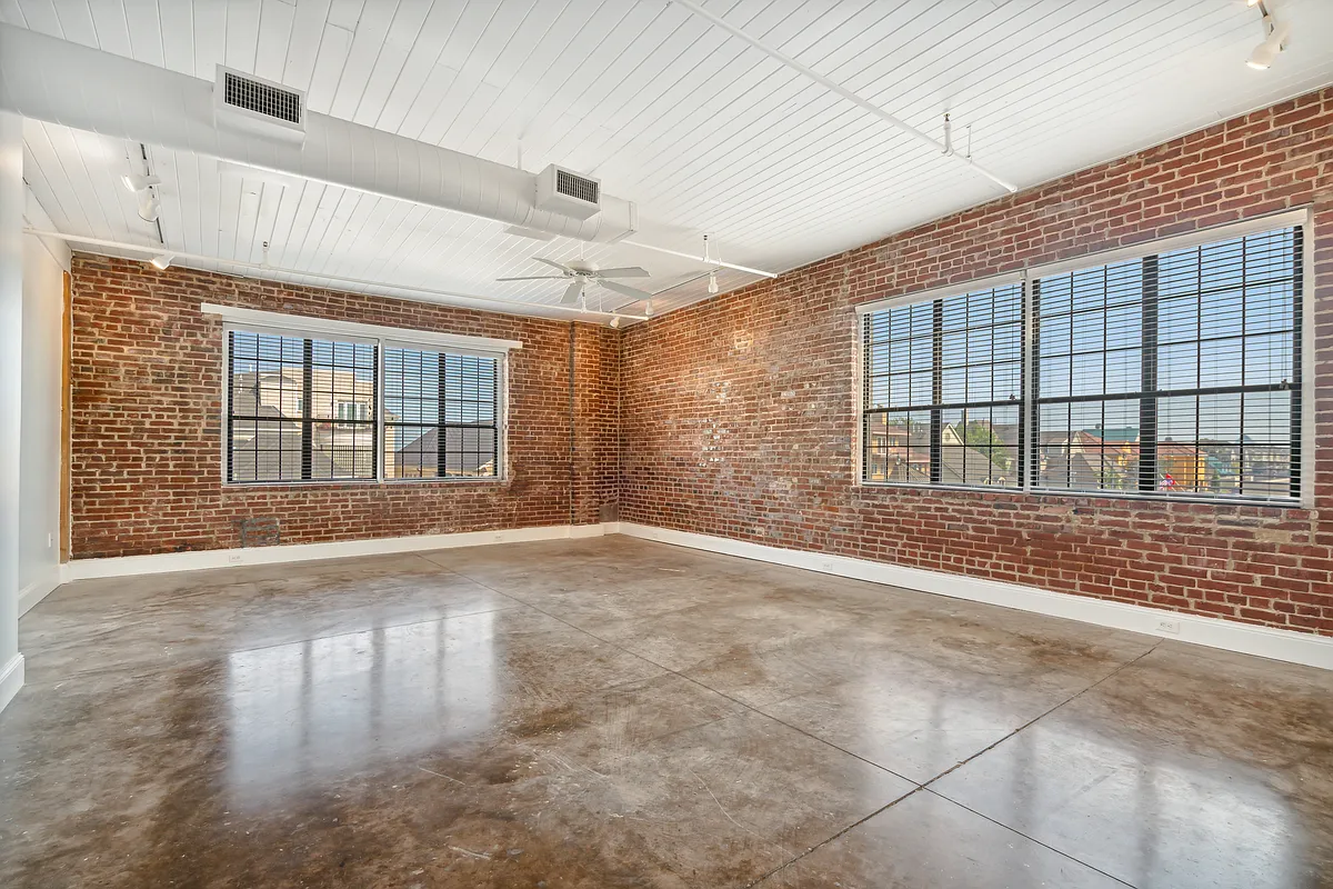 Living Room - RiverLofts @ 460 Tennessee