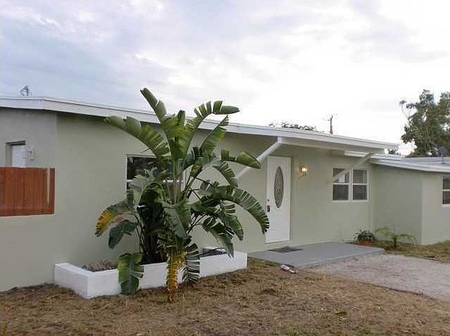 1st image of 1546 NE 53rd Ct