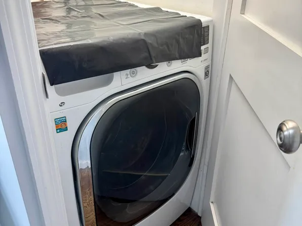 148-12 12th Avenue image 8 of 9