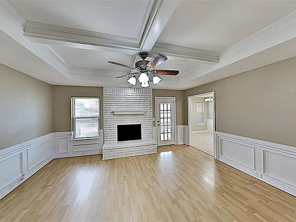 3rd image of 801 Santa Fe Trl