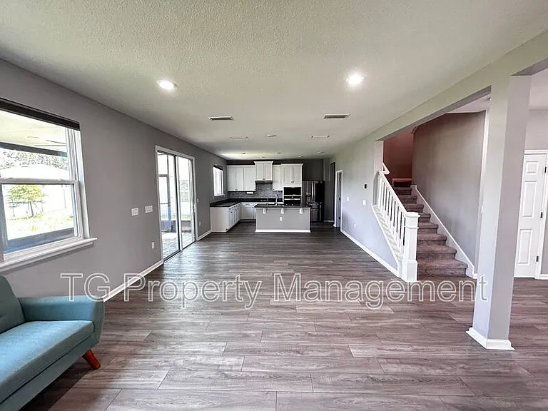11646 Pacific Dogwood Ct — Photo 10