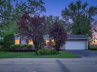 405 W Cherry St, Forreston, IL 61030