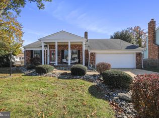 582 Pleasant St E, Hammonton, NJ 08037