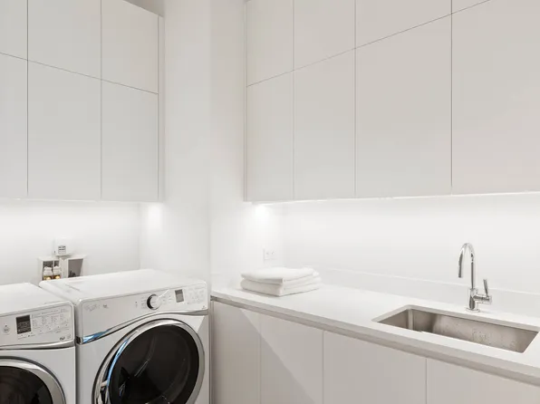 432 Park Avenue image 30 of 33