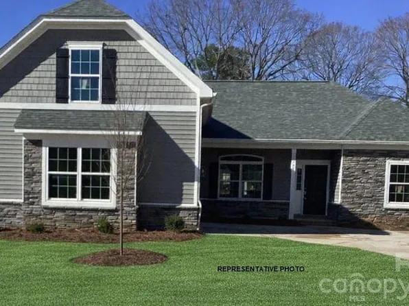 265 Corrie Ann Dr, Concord, NC 28027