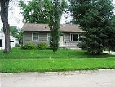 1st image of 1405 Desmont Dr