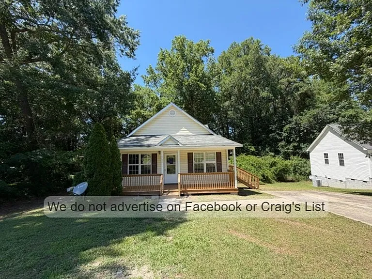 6126 Lonestar Rd — Photo 1