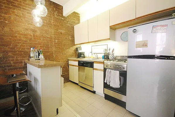 Rented by Bold New York | media 9