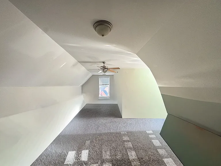 5905 Gentleman Dr — Photo 11