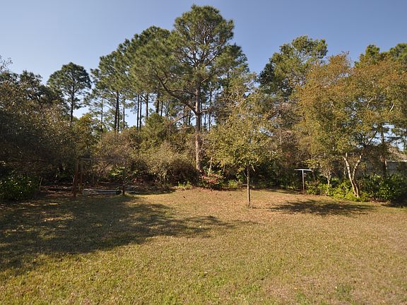 5th image of 929 Forest Shore Dr