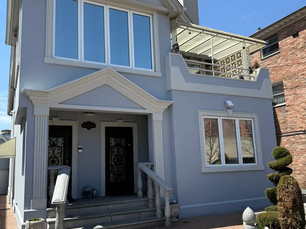 2720 East 19th Street image 1 of 11