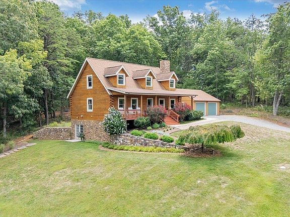 2nd image of 615 Muse Rd