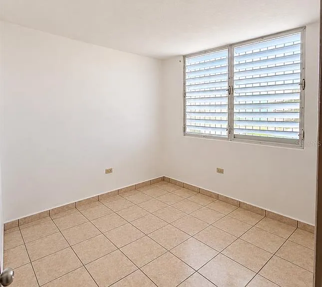 H150 Calle Juguilla Urb Hacienda Guamani — Photo 13