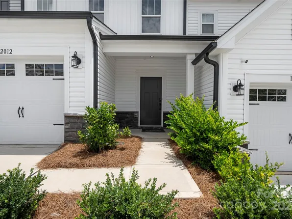 12012 Basking Dr, Charlotte, NC 28214