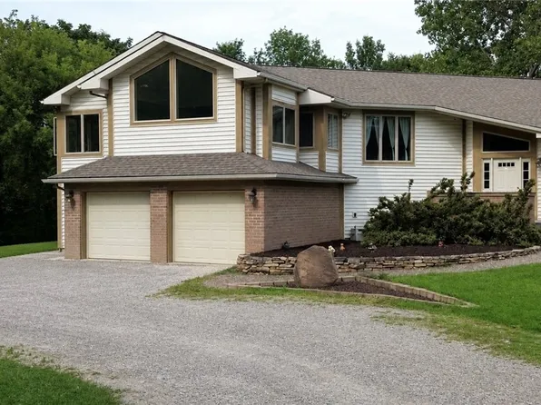 16711 4th Section Rd, Holley, NY 14470