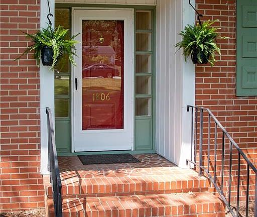 2nd image of 1806 Efland Dr