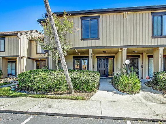 7642 Las Palmas Way Unit 147