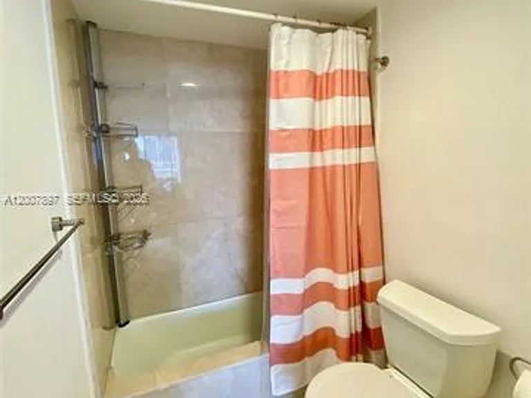 1901 Brickell Ave #B2007 — Photo 9
