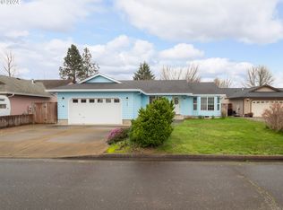 180 Zephyr Ct, Roseburg, OR 97471