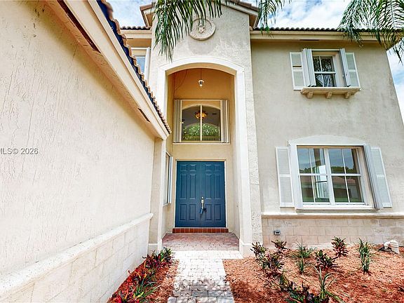 4th image of 1730 SE 20th Ter