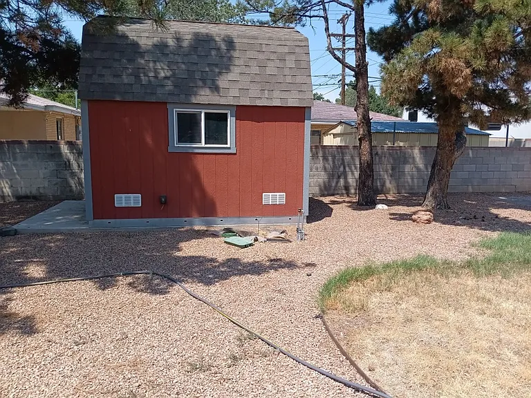 2632 Valencia Dr NE — Photo 5