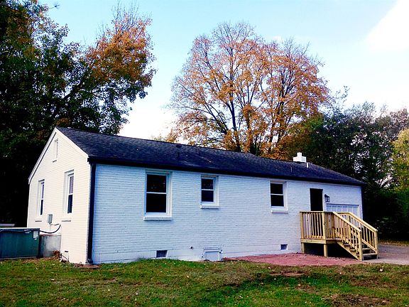 4th image of 2606 Joplin Dr