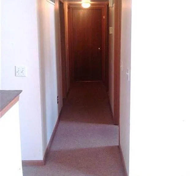 7285 Anna Ave — Photo 3
