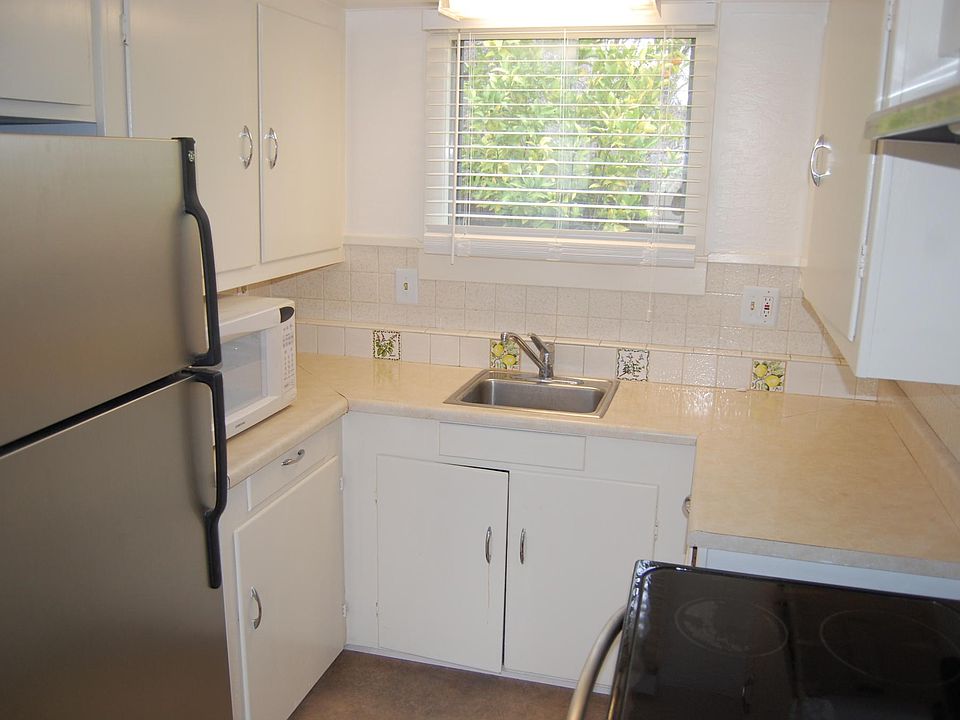 1st image of 914A Madison Ave