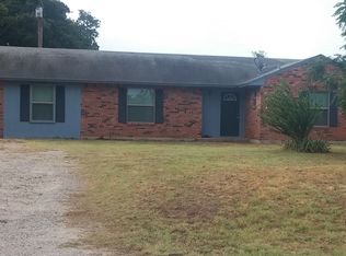 108 Grand Ave, Glen Rose, TX 76043